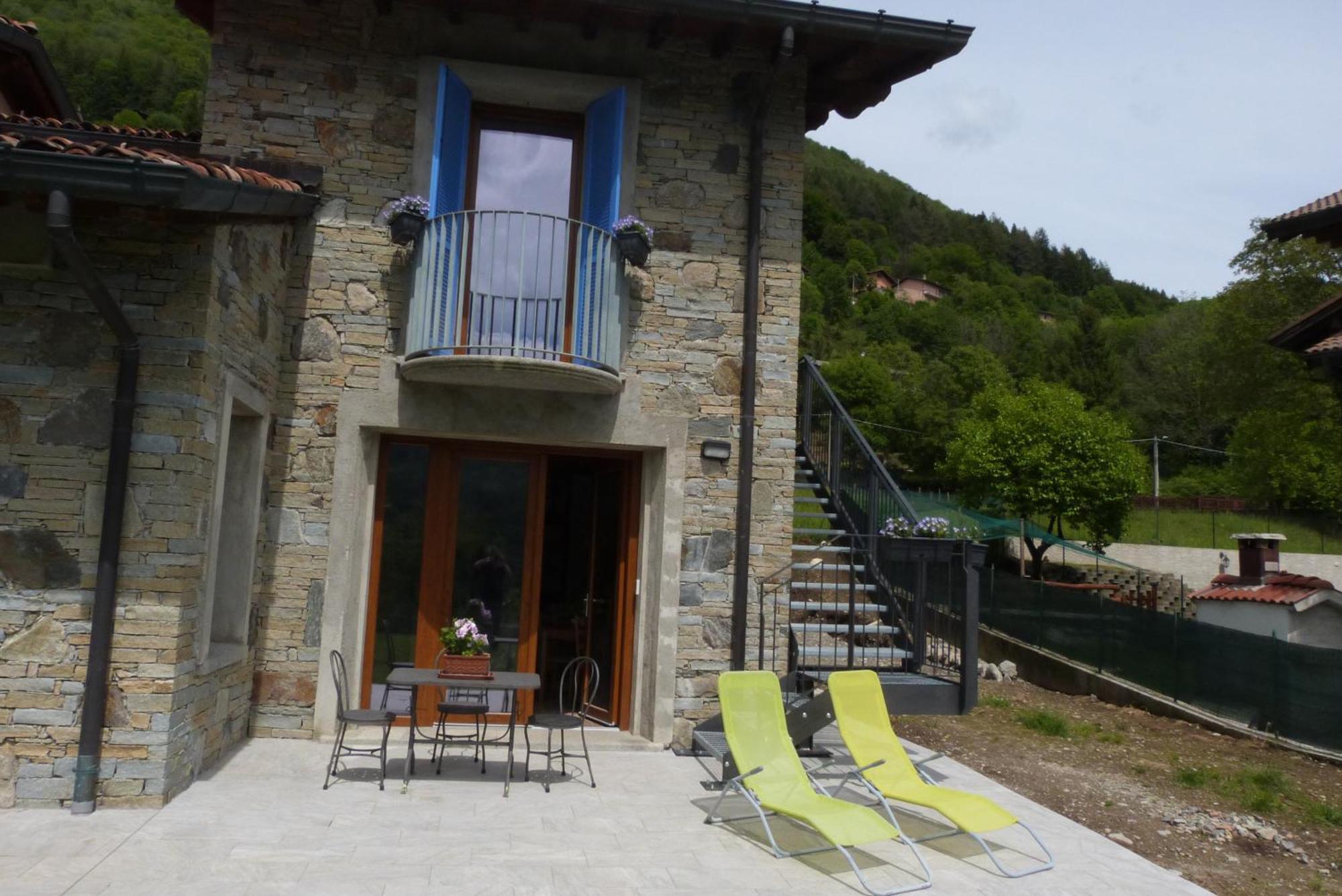 Giardino Tra I Laghi Bed and Breakfast San Fedele Intelvi Εξωτερικό φωτογραφία